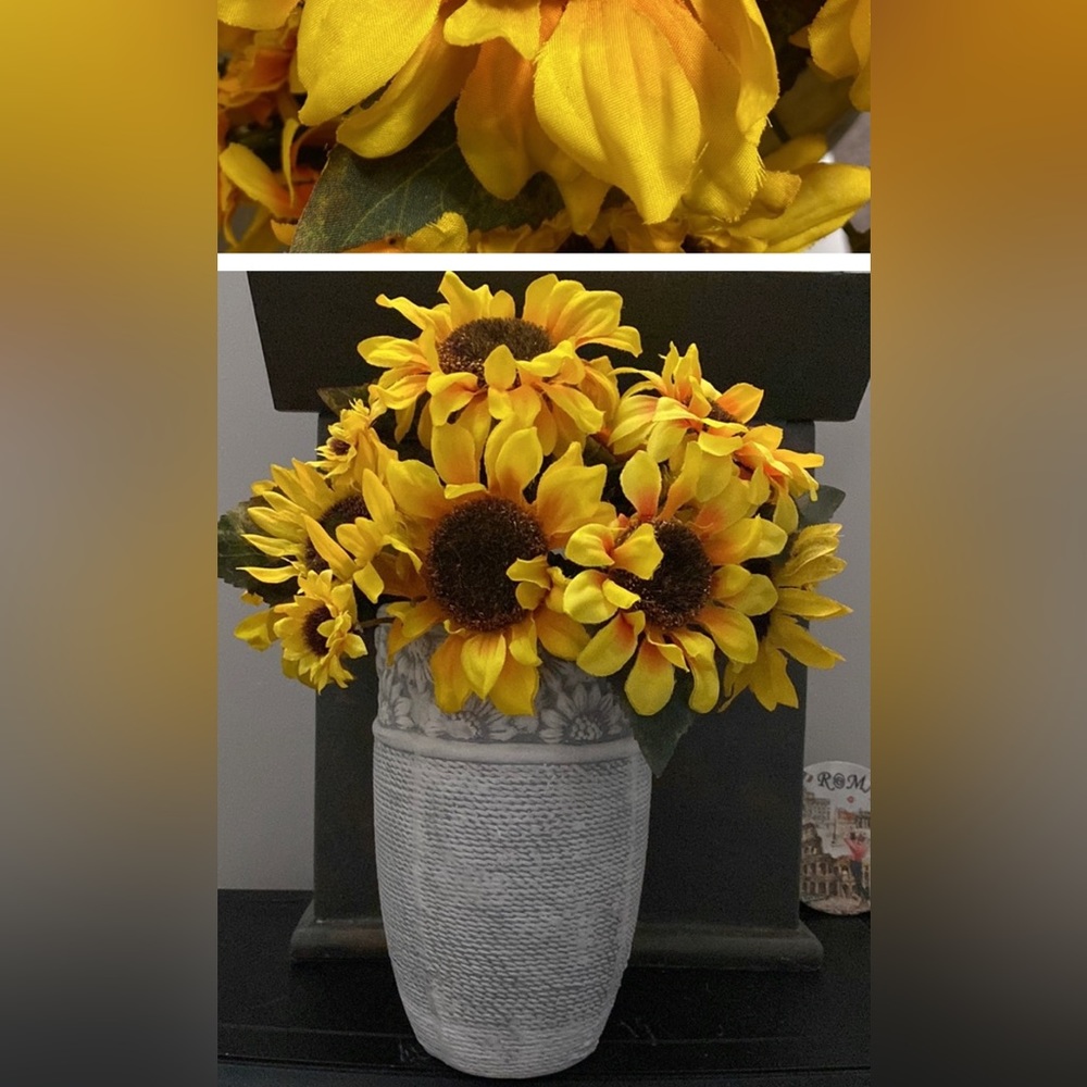 Artificial Sunflower Bouquets with the Vase